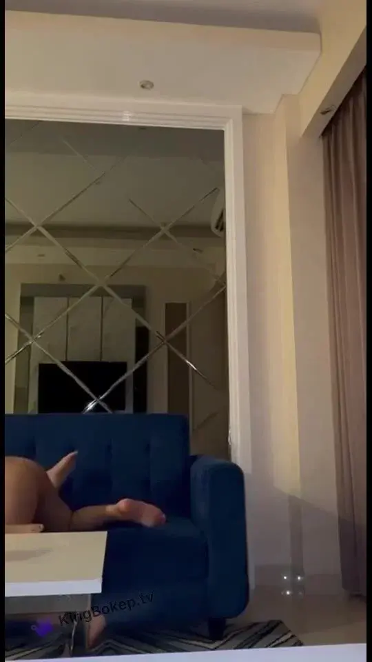 Japanese Sex Sofa Itu Adalah Saksi Xnxx di Jepang
